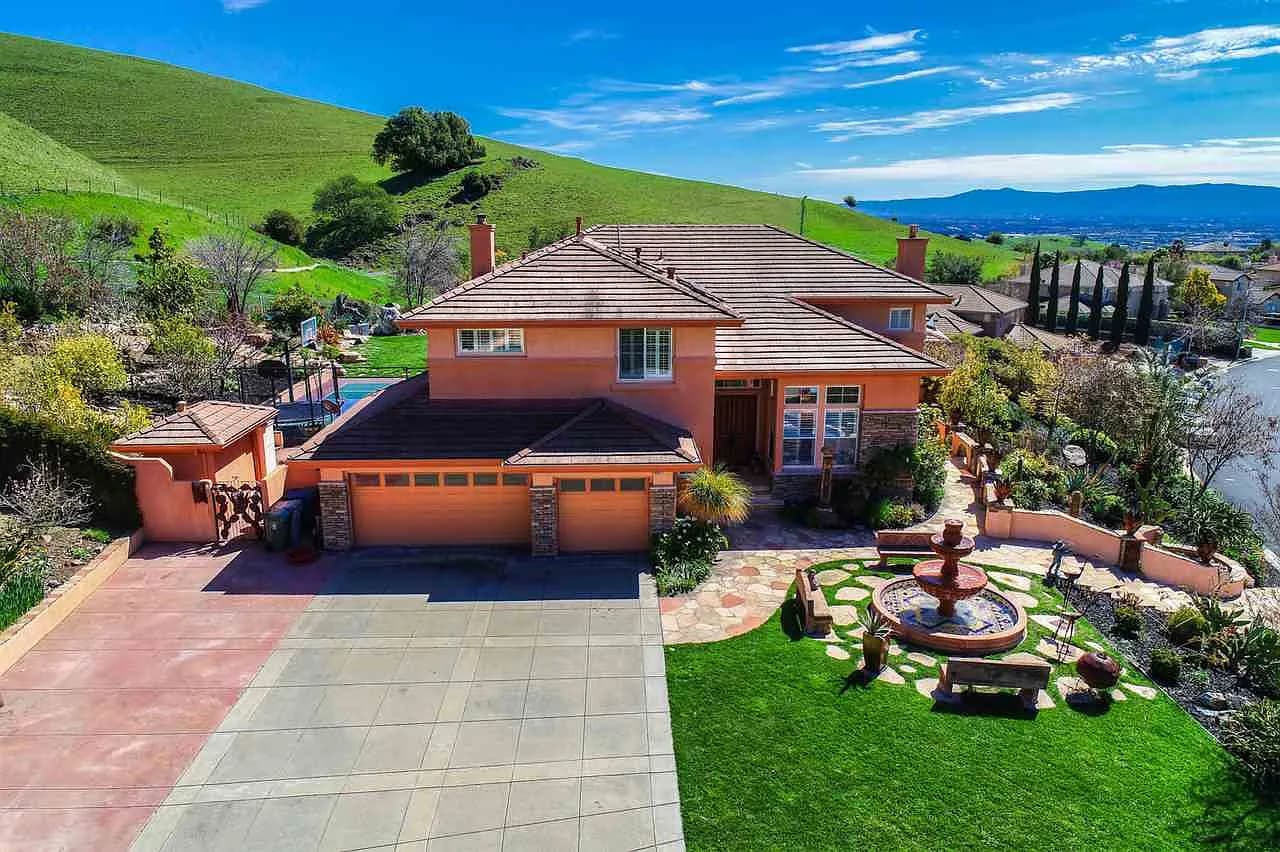 Ponderosa Heights home models overview
